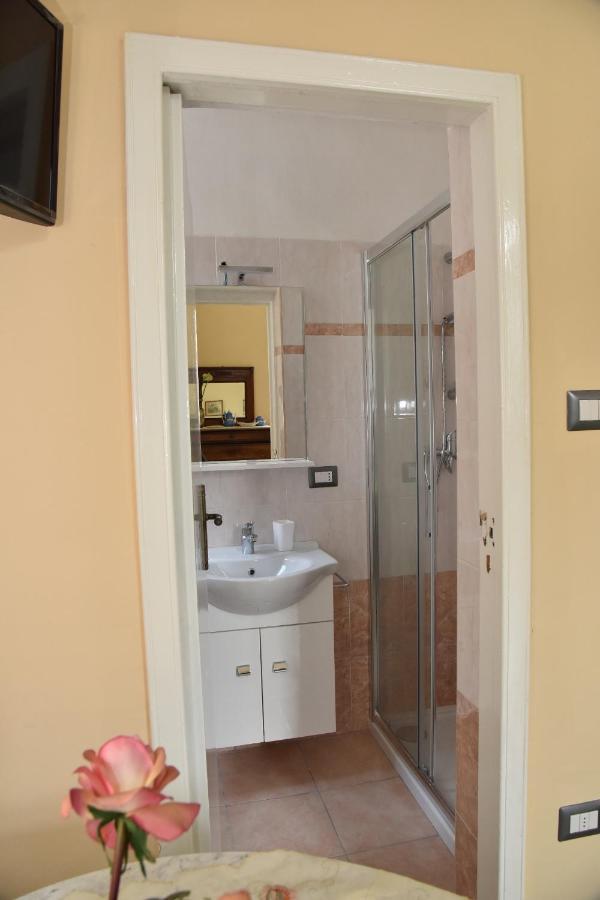 Rosaria Suite & Rooms Лечче Экстерьер фото