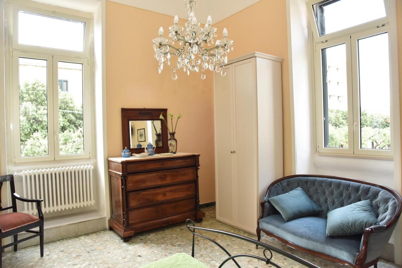 Rosaria Suite & Rooms Лечче Экстерьер фото